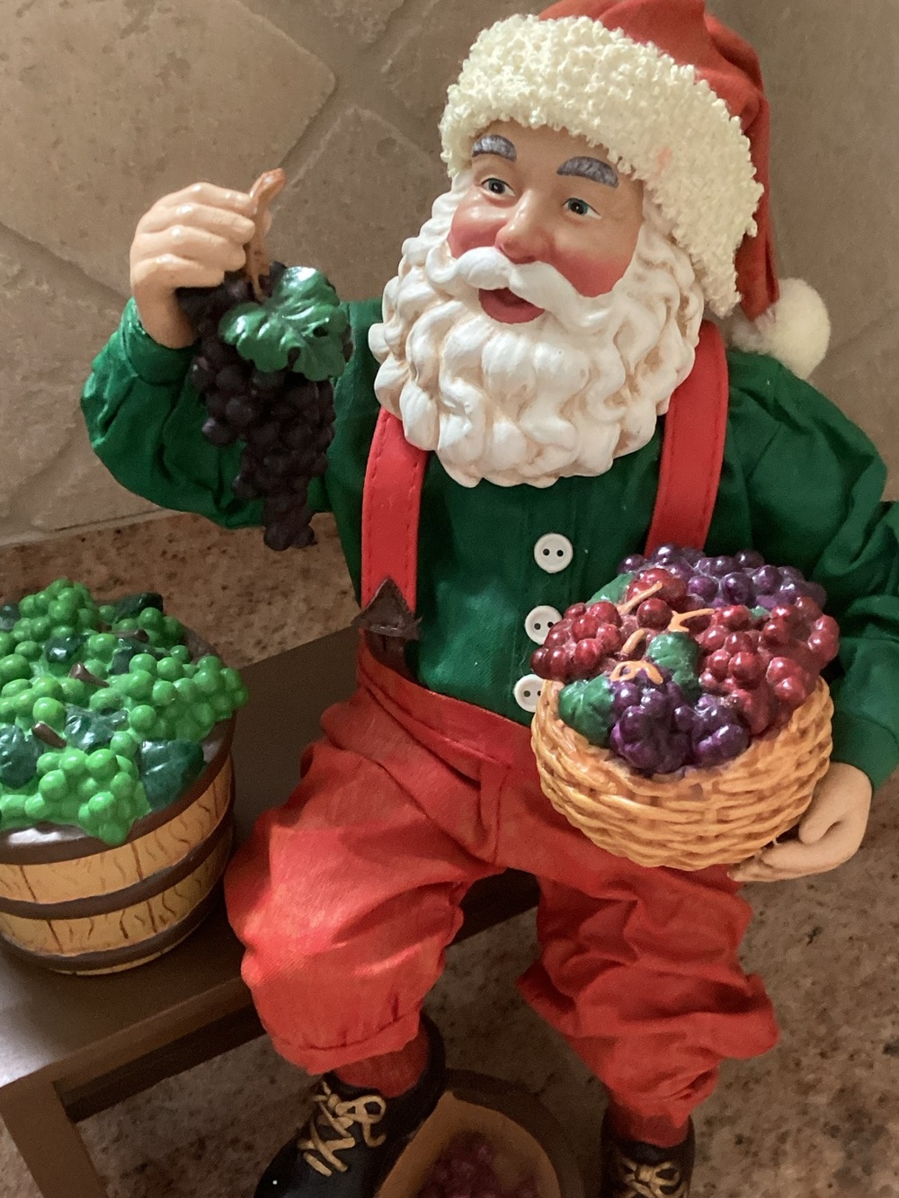 Santa wine figurine - Picture 3 of 3